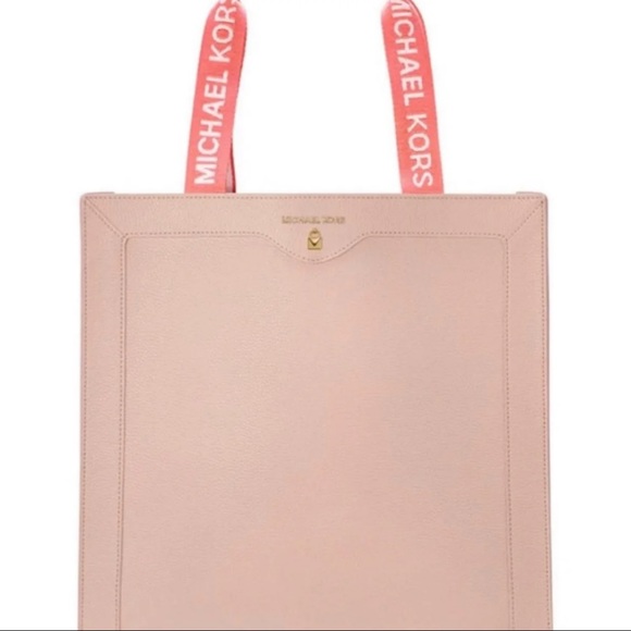 Michael Kors Tote Michael Kors Tote - Picture 6 of 7